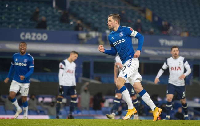 貌要求日益 貌要求日益