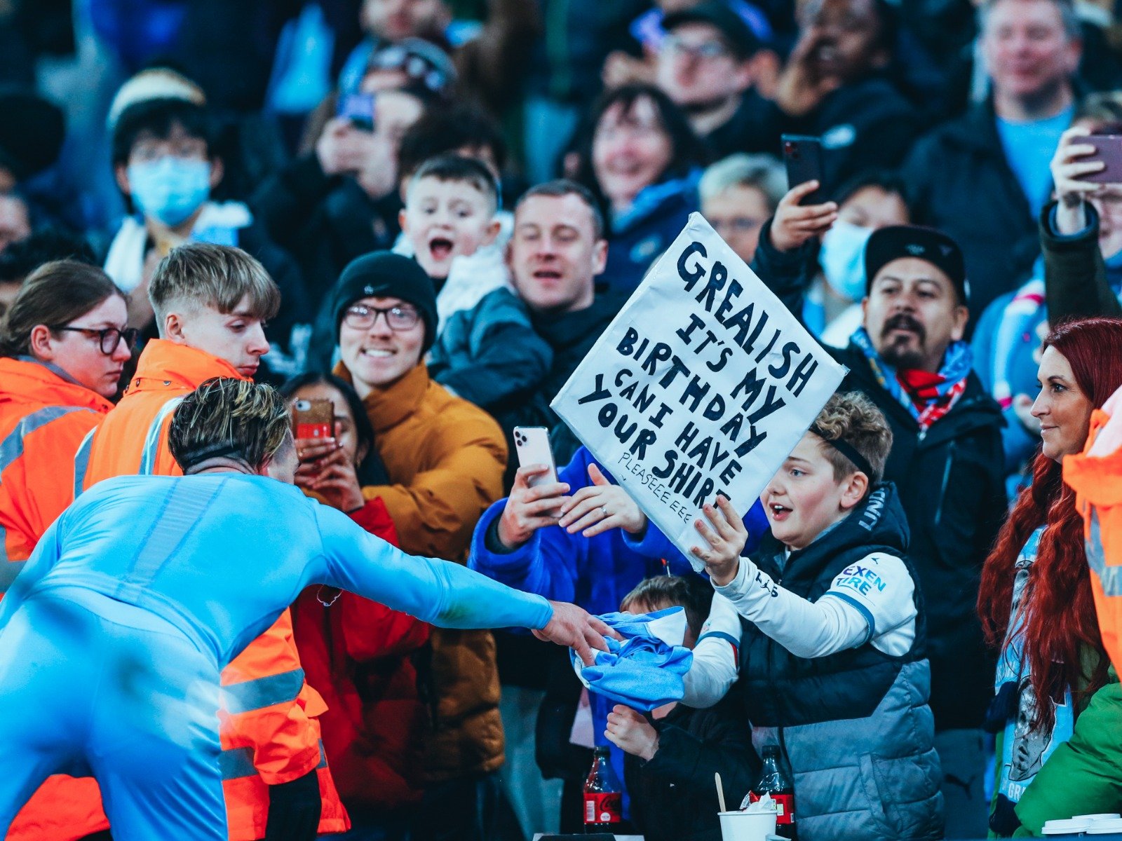 成为他们面 成为他们面